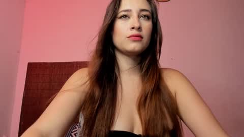 Snapshot of melissaxrose chatting on February 24, 2025, 8:47 pm melissa rose online show from February 24, 2025, 8:47 pm