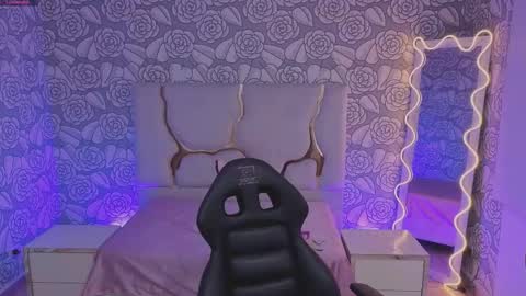 Snapshot of mellani_tay chatting on February 6, 2026, 3:33 am Mellani online show from February 6, 2026, 3:33 am