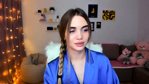 Snapshot of mellifluoustess chatting on December 20, 2024, 12:19 am Tessa online show from December 20, 2024, 12:19 am