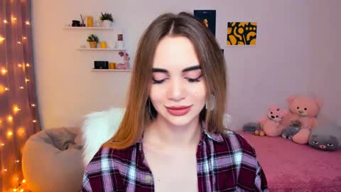 Snapshot of mellifluoustess chatting on January 11, 2025, 11:35 pm Tessa online show from January 11, 2025, 11:35 pm