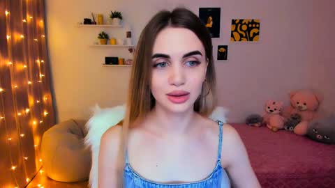 Snapshot of mellifluoustess chatting on February 1, 2025, 7:02 pm Tessa online show from February 1, 2025, 7:02 pm