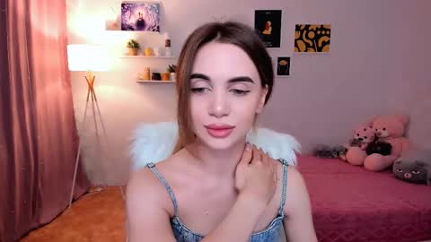 Snapshot of mellifluoustess chatting on February 28, 2025, 10:50 pm Tessa online show from February 28, 2025, 10:50 pm