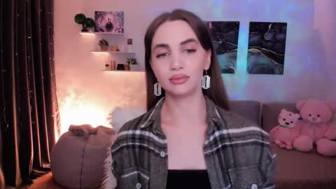 Snapshot of mellifluoustess chatting on October 20, 2025, 1:39 am Tessa online show from October 20, 2025, 1:39 am