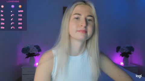Snapshot of mellina_tey chatting on December 30, 2024, 10:55 pm Mellina online show from December 30, 2024, 10:55 pm