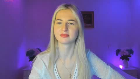 Snapshot of mellina_tey chatting on January 13, 2025, 8:37 pm Mellina online show from January 13, 2025, 8:37 pm