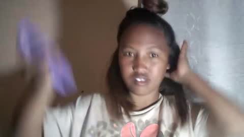 mellissa online show from September 17, 2025, 2:46 am