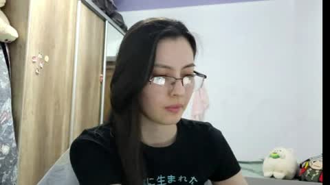 Snapshot of melodeehayden chatting on May 14, 2026, 3:30 pm Nika online show from May 14, 2026, 3:30 pm