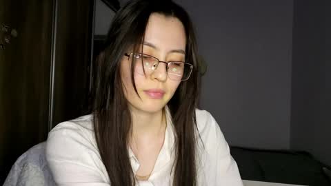 Snapshot of melodeehayden chatting on May 29, 2026, 3:32 pm Nika online show from May 29, 2026, 3:32 pm