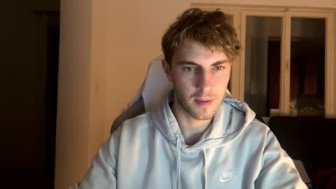 Snapshot of melodicass chatting on December 2, 2024, 2:09 am Melodicass online show from December 2, 2024, 2:09 am