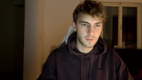 Snapshot of melodicass chatting on December 2, 2024, 10:23 pm Melodicass online show from December 2, 2024, 10:23 pm