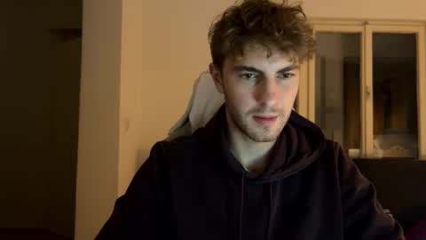 Snapshot of melodicass chatting on December 3, 2024, 2:25 am Melodicass online show from December 3, 2024, 2:25 am