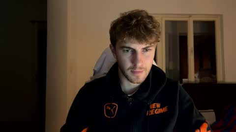 Snapshot of melodicass chatting on December 7, 2024, 8:38 pm Melodicass online show from December 7, 2024, 8:38 pm