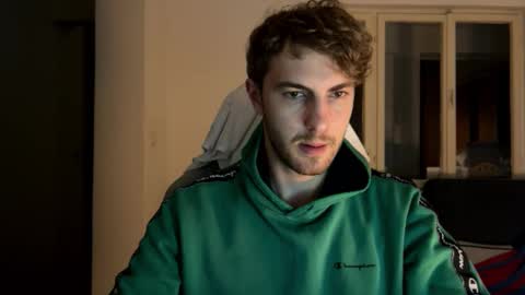 Snapshot of melodicass chatting on December 9, 2024, 12:23 am Melodicass online show from December 9, 2024, 12:23 am