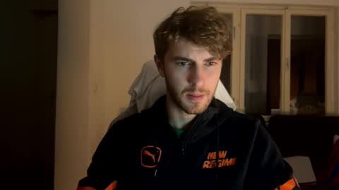 Snapshot of melodicass chatting on December 13, 2024, 3:38 am Melodicass online show from December 13, 2024, 3:38 am