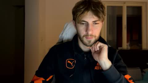 Snapshot of melodicass chatting on December 22, 2024, 3:11 am Melodicass online show from December 22, 2024, 3:11 am