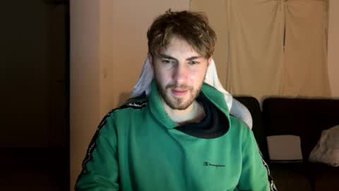 Snapshot of melodicass chatting on December 23, 2024, 1:08 am Melodicass online show from December 23, 2024, 1:08 am