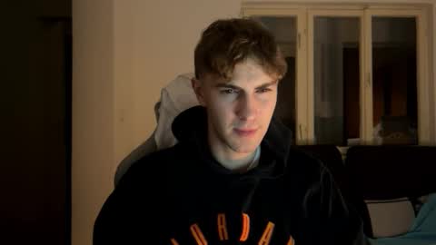 Snapshot of melodicass chatting on December 28, 2024, 1:29 am Melodicass online show from December 28, 2024, 1:29 am