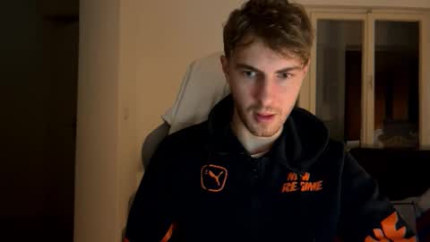 Snapshot of melodicass chatting on January 8, 2025, 3:29 am Melodicass online show from January 8, 2025, 3:29 am