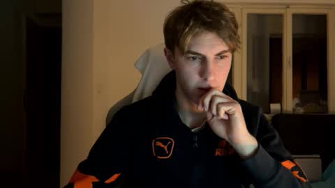 Snapshot of melodicass chatting on January 29, 2025, 2:30 am Melodicass online show from January 29, 2025, 2:30 am