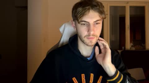 Snapshot of melodicass chatting on February 13, 2025, 7:31 pm Melodicass online show from February 13, 2025, 7:31 pm