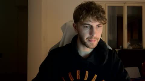 Snapshot of melodicass chatting on February 13, 2025, 11:26 pm Melodicass online show from February 13, 2025, 11:26 pm