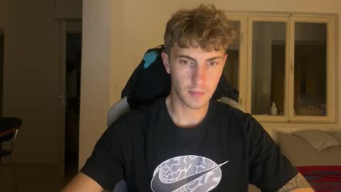 Snapshot of melodicass chatting on September 10, 2025, 10:21 pm Melodicass online show from September 10, 2025, 10:21 pm