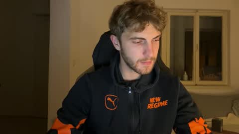 Snapshot of melodicass chatting on October 27, 2025, 11:52 pm Melodicass online show from October 27, 2025, 11:52 pm