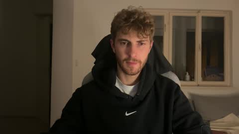 Snapshot of melodicass chatting on October 28, 2025, 11:29 pm Melodicass online show from October 28, 2025, 11:29 pm