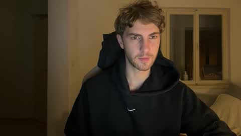 Melodicass online show from December 16, 2025, 12:48 am