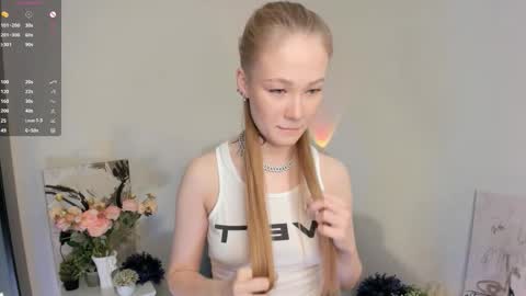 melodievejar online show from February 15, 2026, 4:09 am