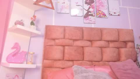 Hi i am melody  online show from June 25, 2026, 11:37 am