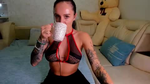 Masha online show from January 14, 2025, 7:00 pm