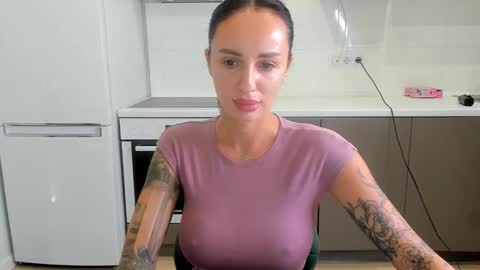 Masha online show from September 19, 2025, 6:26 am