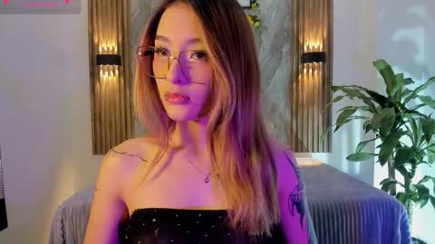 Snapshot of melodylanee chatting on March 20, 2026, 11:04 am melodylanee online show from March 20, 2026, 11:04 am