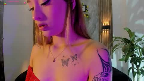 Snapshot of melodylanee chatting on March 30, 2026, 11:00 am melodylanee online show from March 30, 2026, 11:00 am