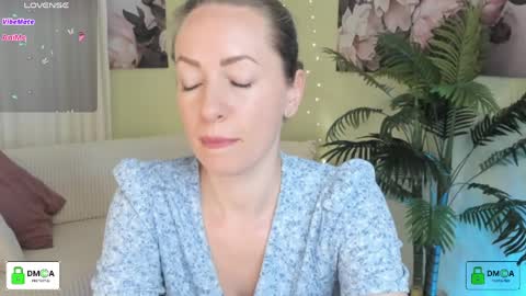 Melody My schedule this week  Wednesday Thursday Sunday online show from April 4, 2026, 3:20 pm