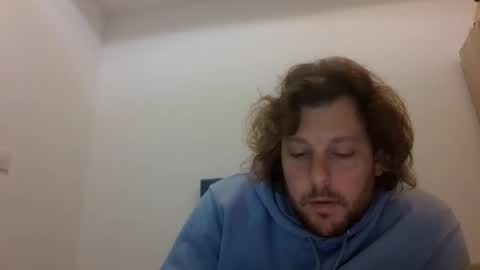 memo20cm online show from March 3, 2026, 8:37 pm