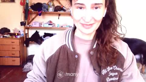 Yummygirl online show from March 11, 2026, 6:08 am