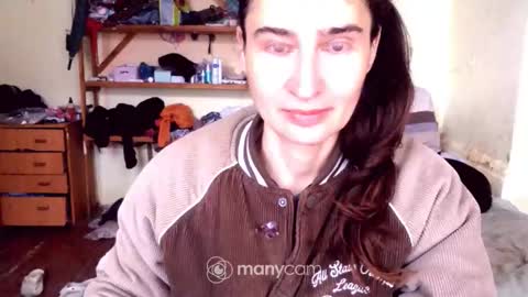 Yummygirl online show from May 3, 2026, 3:56 am
