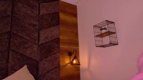  Memphis Williams  online show from October 14, 2025, 2:45 am