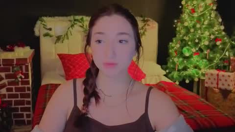 Mencialo online show from December 5, 2025, 9:40 am