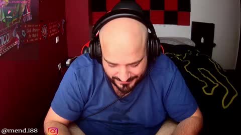 menditeta online show from November 18, 2025, 9:08 pm