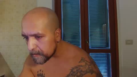 menformen1929 online show from October 10, 2025, 2:49 pm