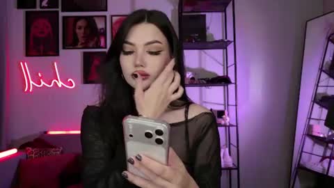 Amy Meow online show from June 20, 2026, 5:27 pm