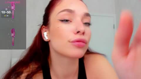 Snapshot of meow_moore chatting on March 10, 2026, 5:45 am Megan online show from March 10, 2026, 5:45 am