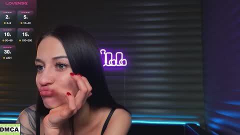  NIKKY  STIVE     Every day from 1000  to 200  EST time. online show from November 4, 2025, 6:51 pm