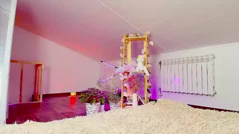 Snapshot of meowroslava chatting on November 14, 2025, 9:30 am meowroslava online show from November 14, 2025, 9:30 am