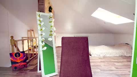 Snapshot of meowroslava chatting on February 9, 2026, 10:52 am meowroslava online show from February 9, 2026, 10:52 am