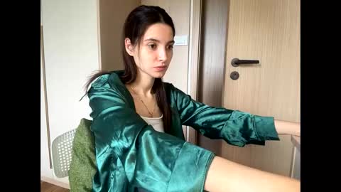 LEVA online show from May 14, 2026, 5:58 am