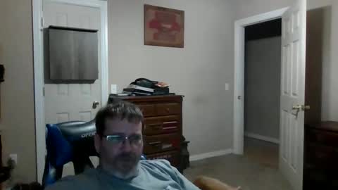 Snapshot of mercer1977 chatting on March 1, 2026, 12:18 pm mercer1977 online show from March 1, 2026, 12:18 pm